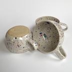 hrnek buclatý - déšť