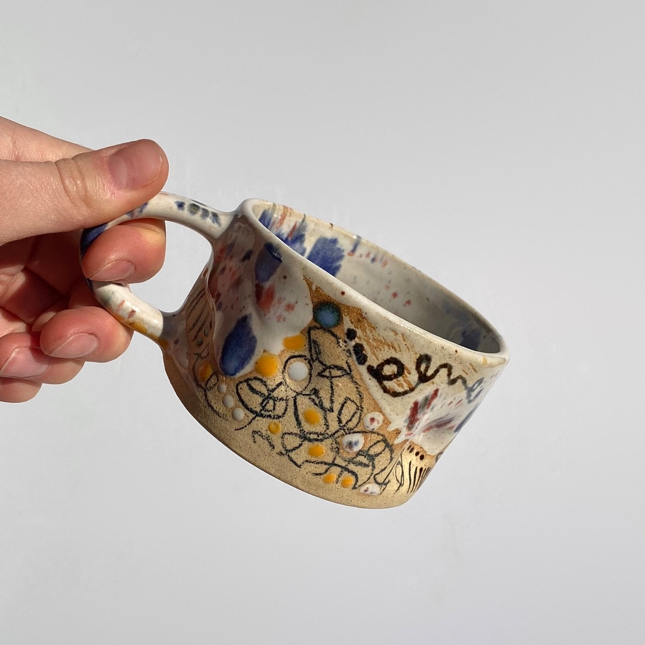 hrneček ďůlek - abstrakce